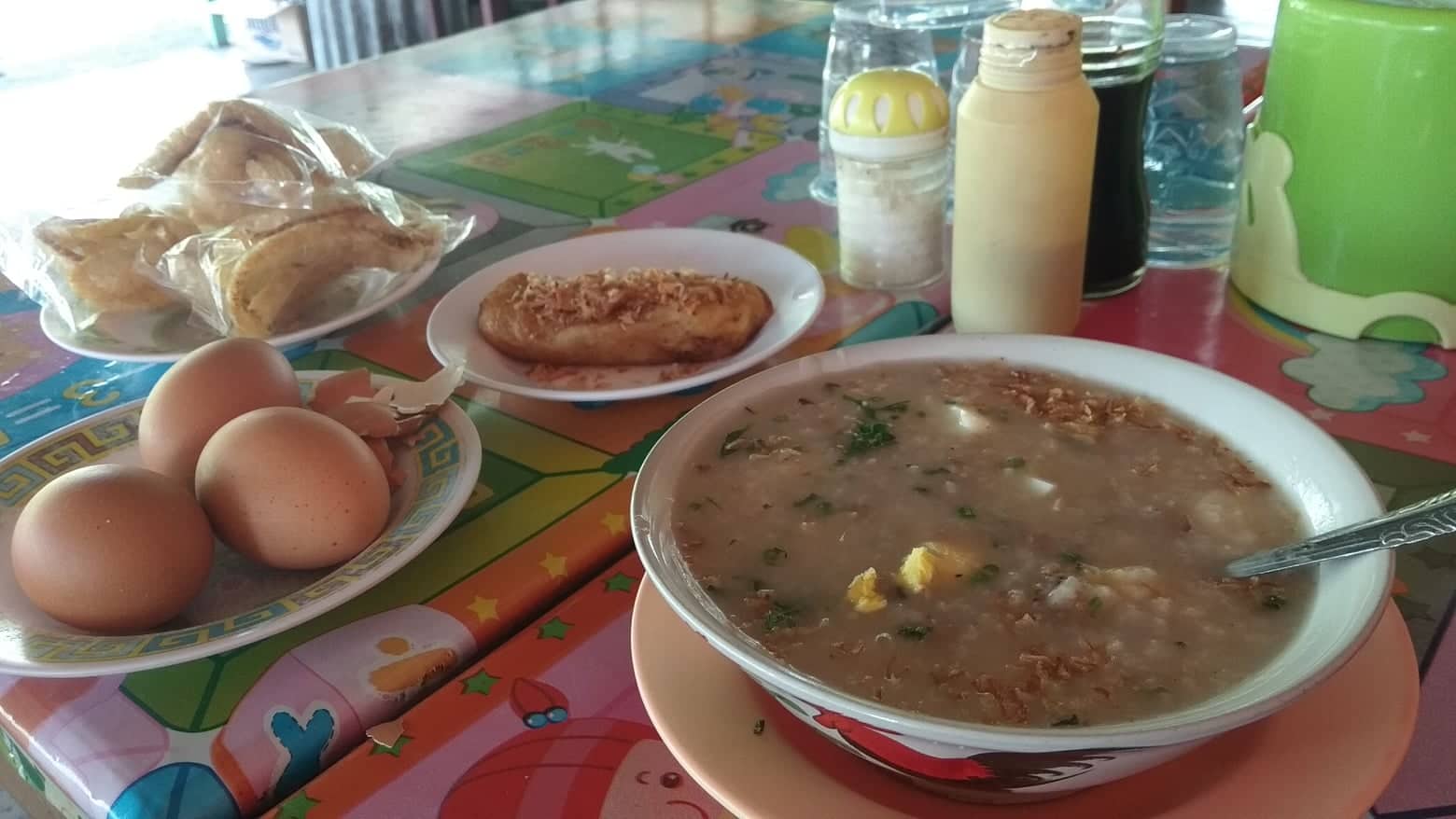 Mencicipi Kanji Rumbi Caleue, Kuliner yang Kaya Rempah-Rempah