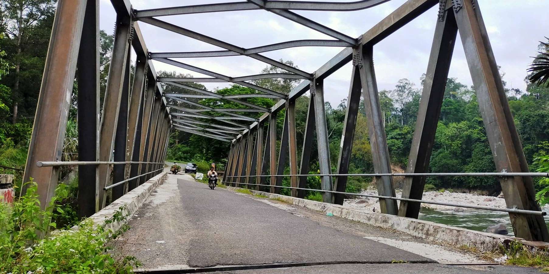 Kondisi Jembatan Lhok Tunggok Memprihatinkan
