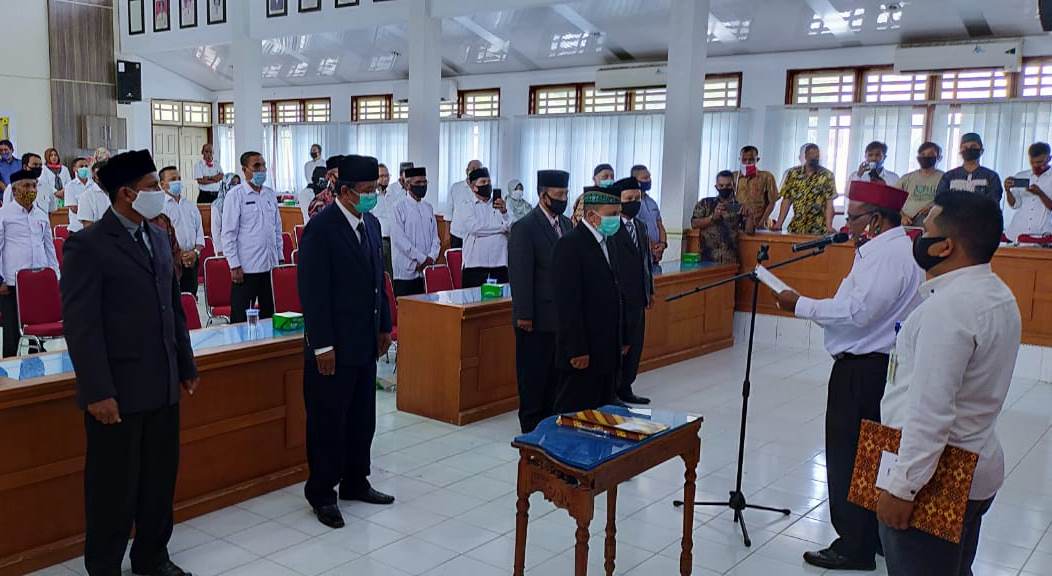 Bupati Pidie Lantik 5 Komisioner BMK Pidie